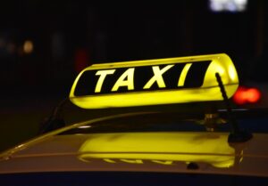Ny taxaaftale skal forbedre transporten under Folkemødet på Bornholm